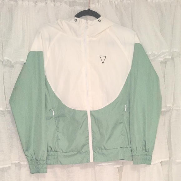 Dae Jackets & Blazers - Retro Vibe DAE Green and White Wind Jacket Zipper With Hood Small
